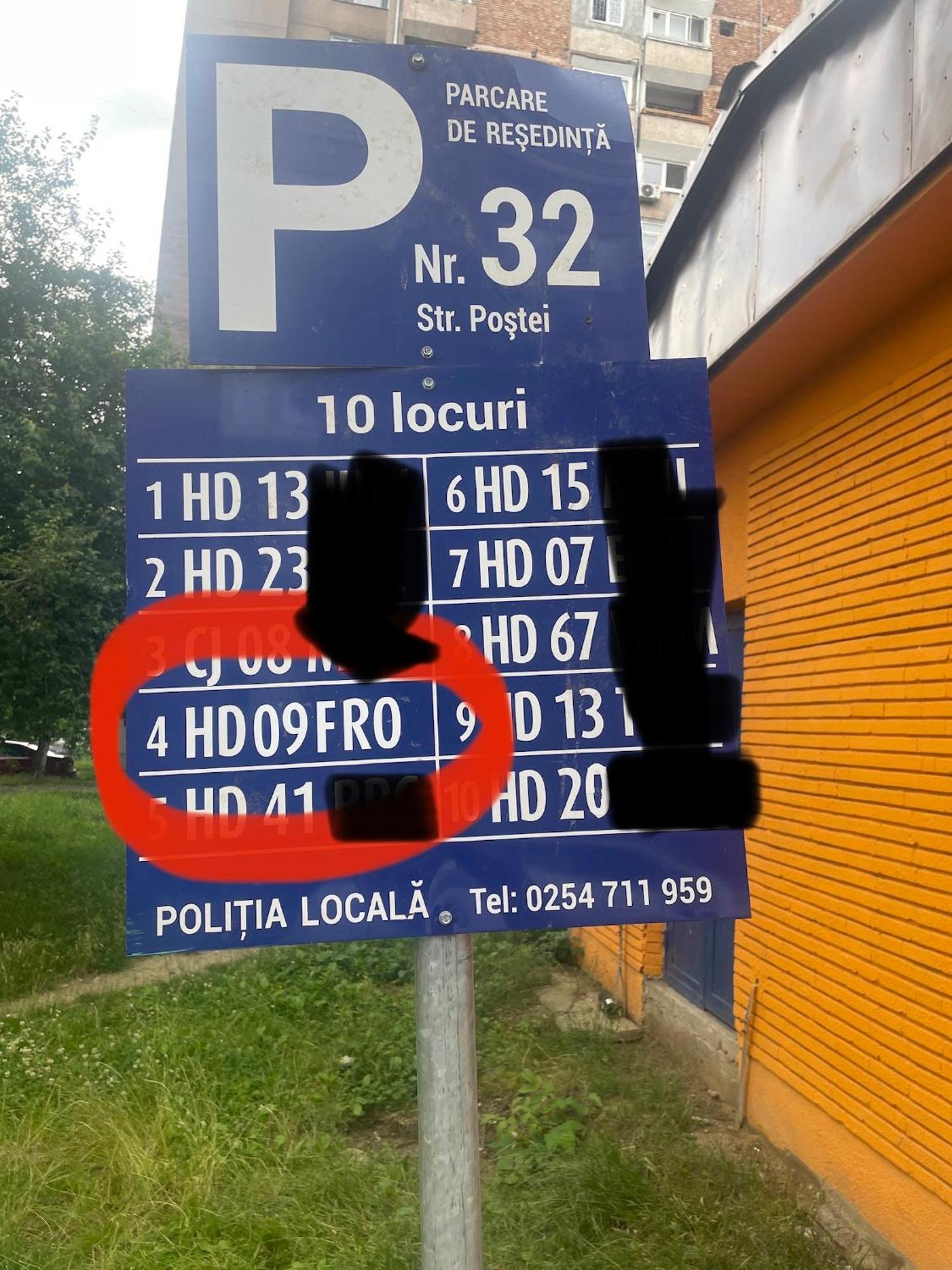 Central Studio Lcs Hunedoara Buitenkant foto